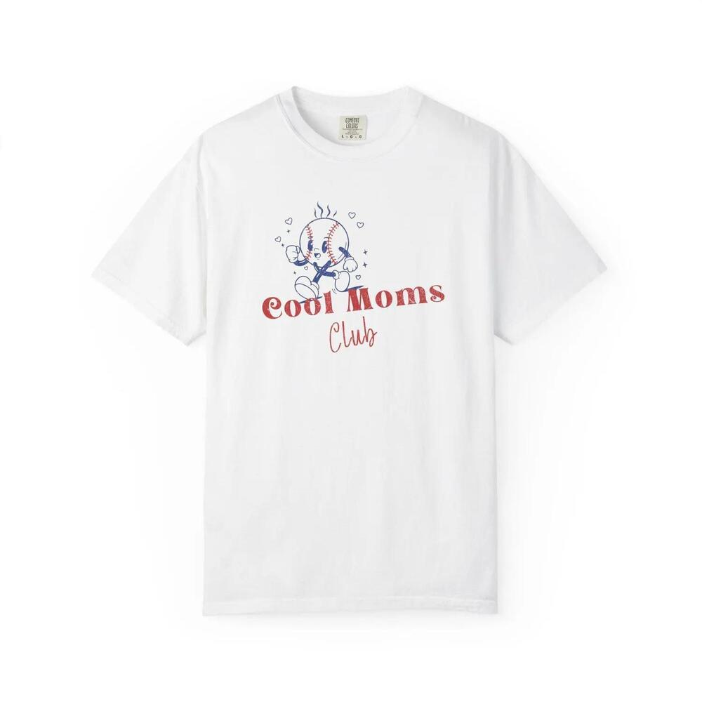 Cool Moms Club T-Shirt Retro Coffee Cup Graphic